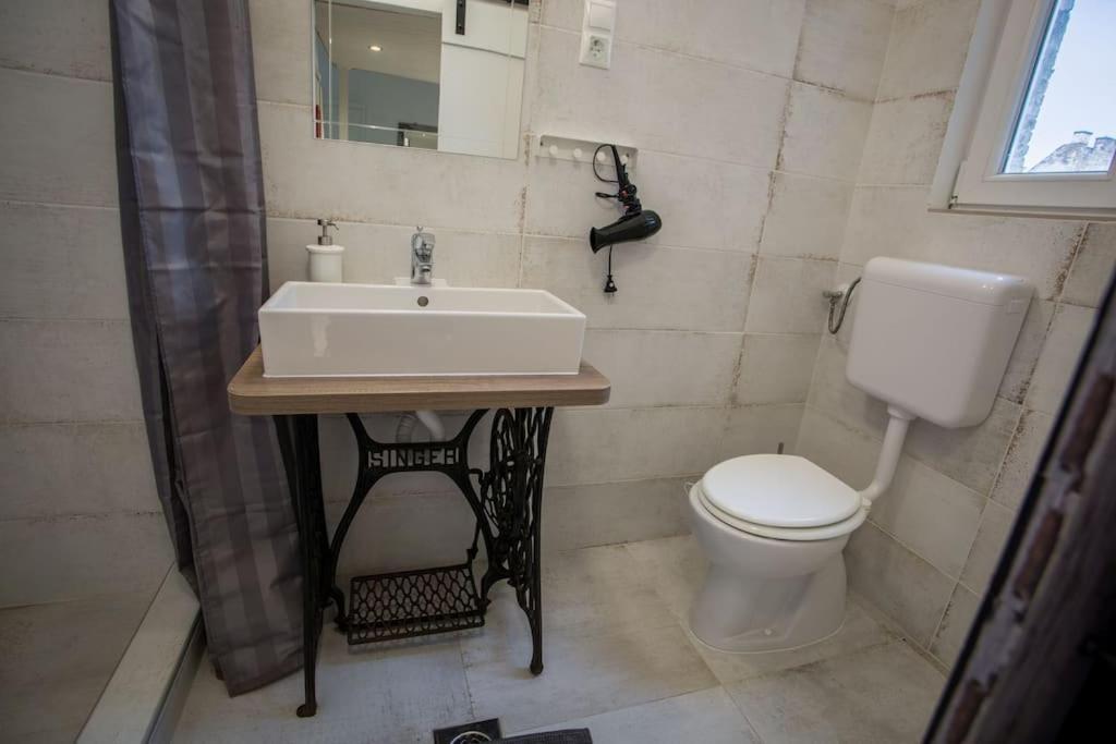 Vintage Near Boulevard With Ac After Renovation Budapest Exterior foto